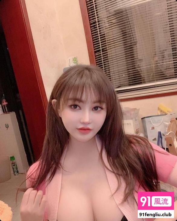 服务系巨乳骚煊煊